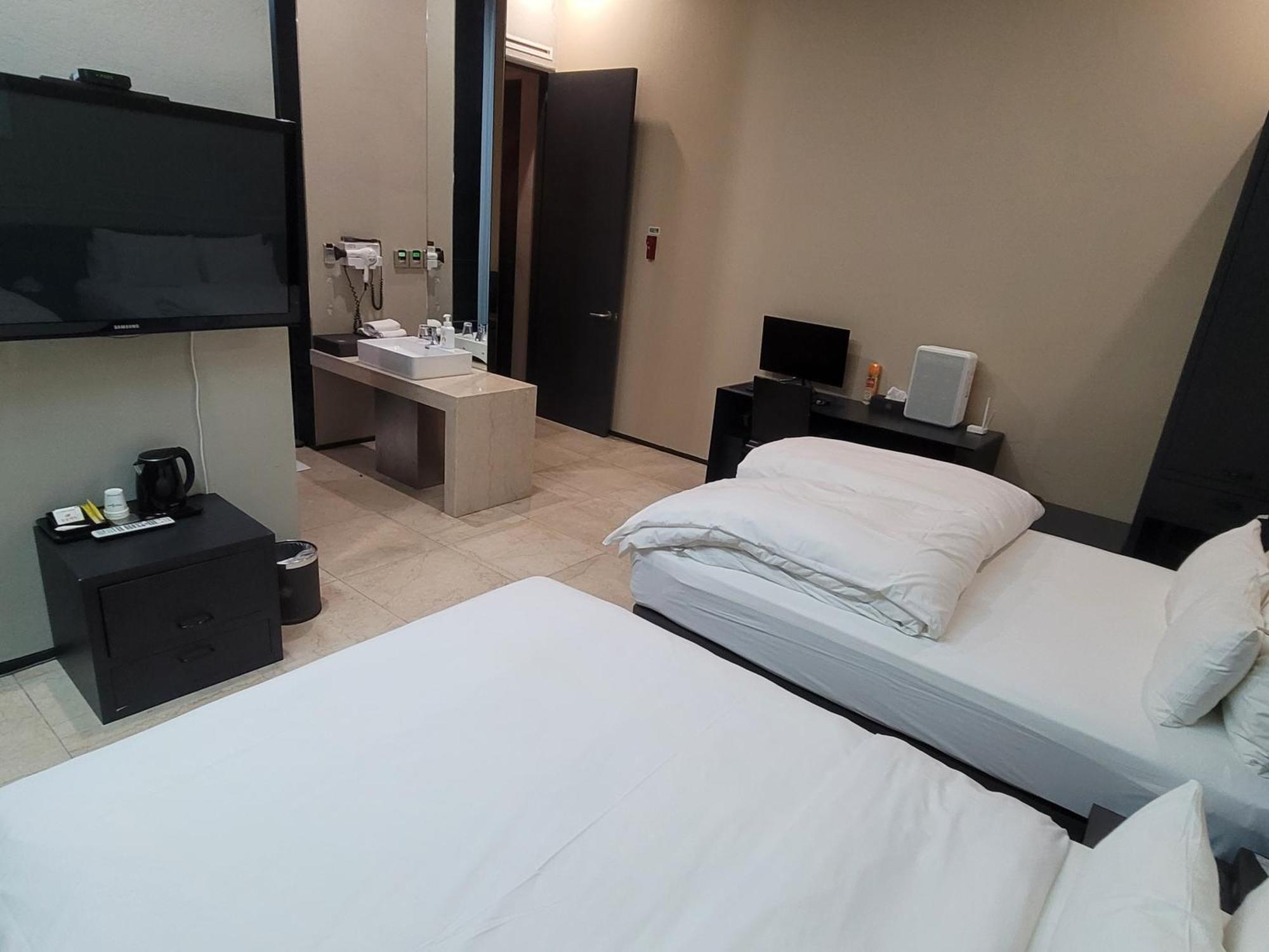 Starhills Hotel Сеул Екстериор снимка